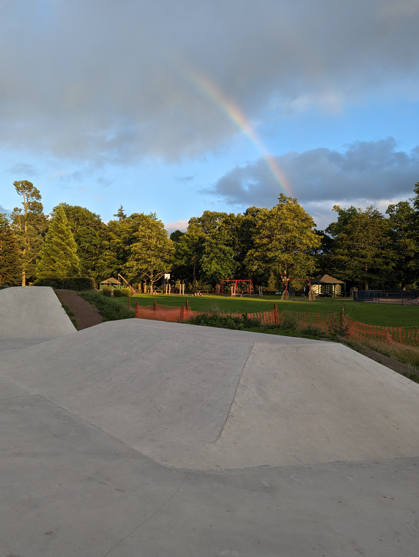 Summer 2023 session at Banchory Skatepark with riders carving the bowl